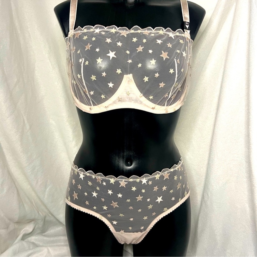 NWT Victoria Secret Sheer Star-Patterned Bra Panty set